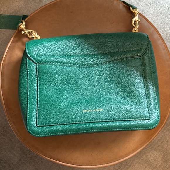 Stunning emerald green crossbody bag with gold hardware. Rebecca Minkoff - Picture 4 of 8